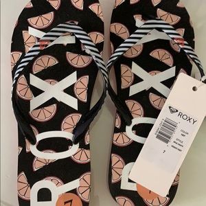 Roxy flip flops